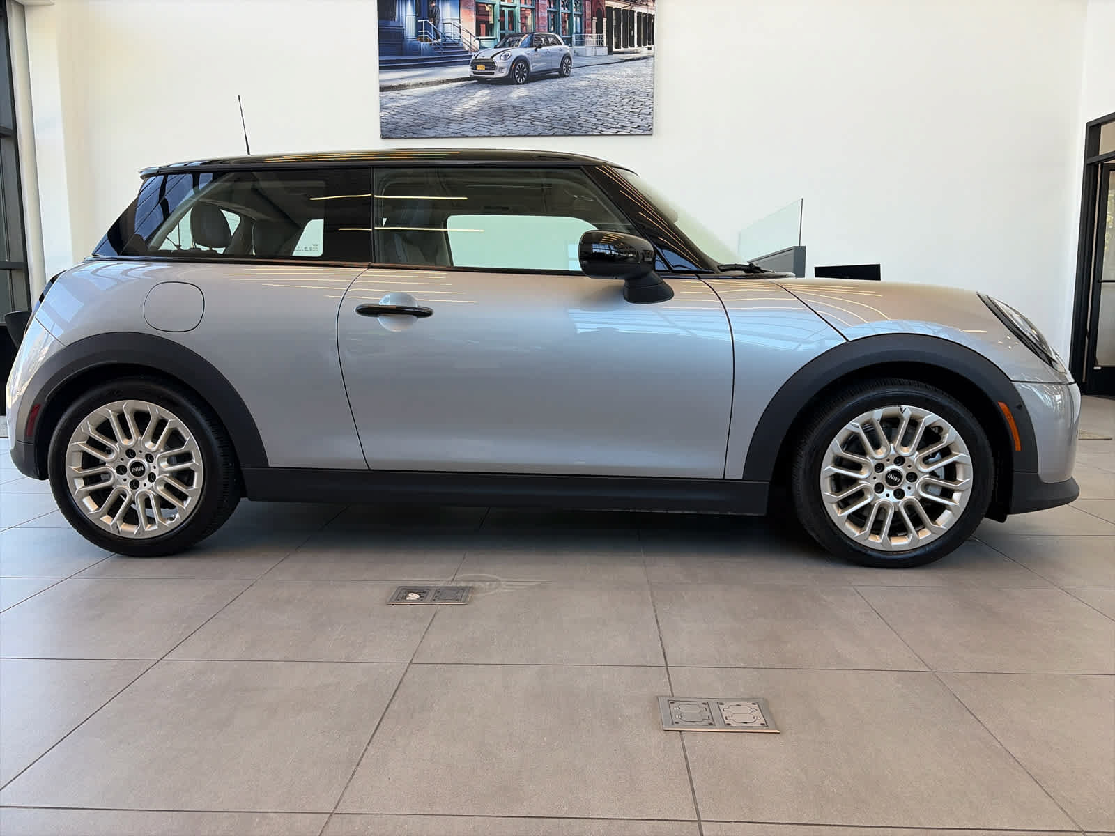 Used 2025 MINI Cooper S FWD image 27