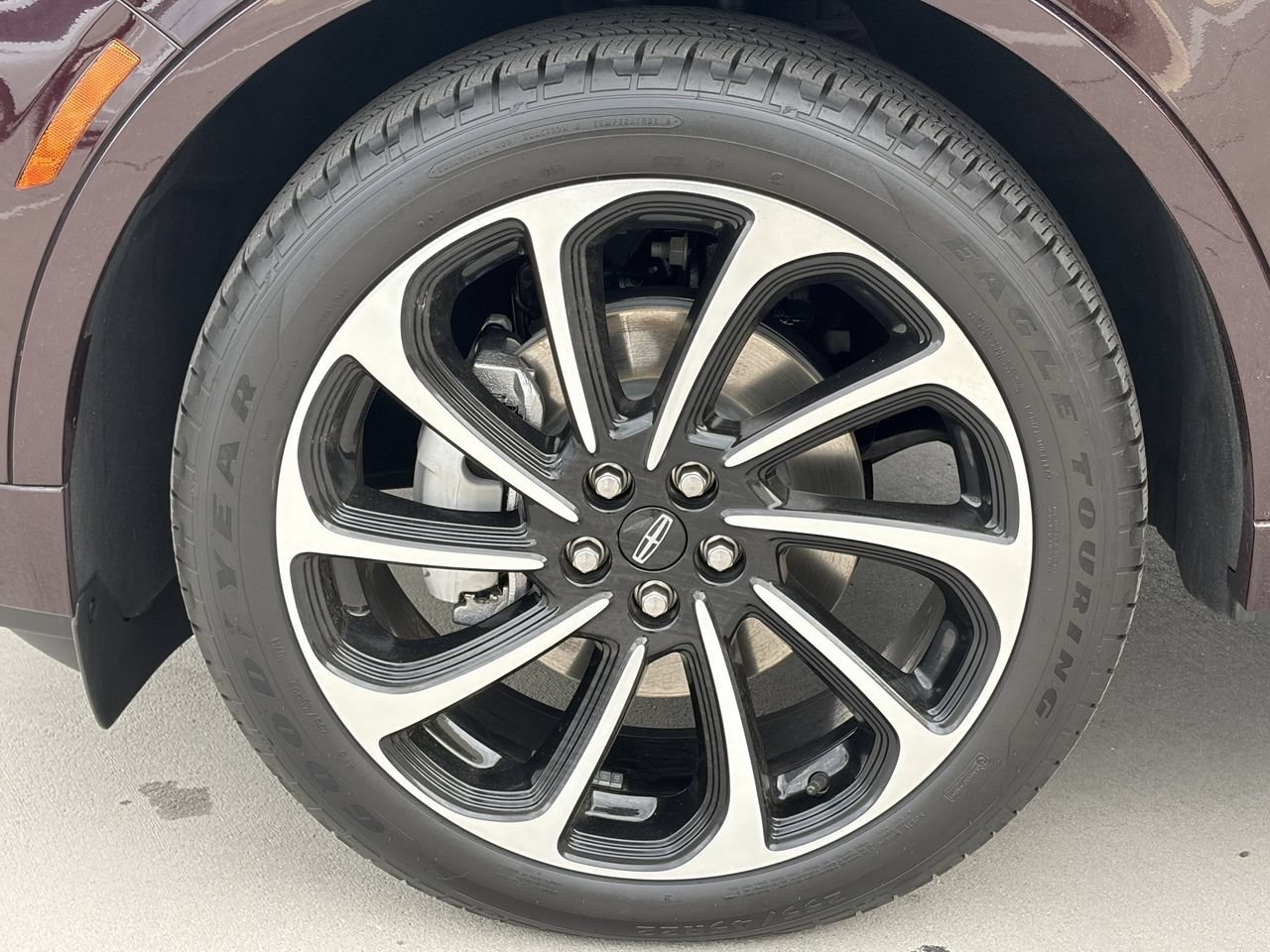 Used 2025 Lincoln Nautilus Black Label AWD/4WD image 9