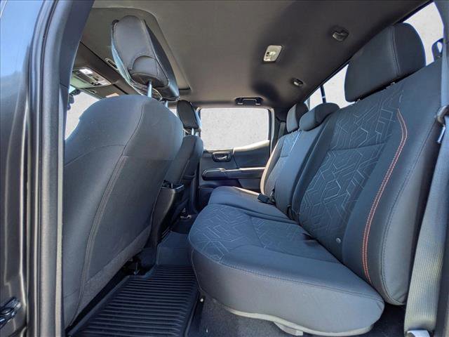 Used 2016 Toyota Tacoma TRD Sport RWD image 16