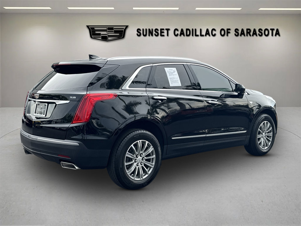 Used 2018 Cadillac XT5 Luxury w/ Driver Awareness Package FWD image 4