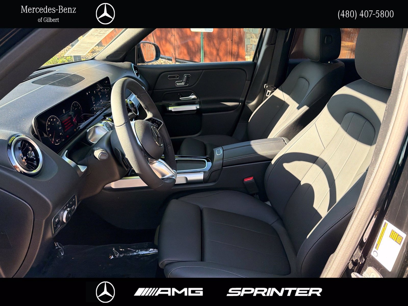Used 2026 Mercedes-Benz GLB 250 4MATIC image 9