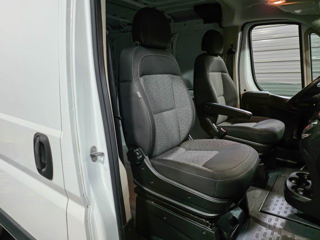 Used 2018 RAM ProMaster 1500 w/ Interior Convenience Group image 15