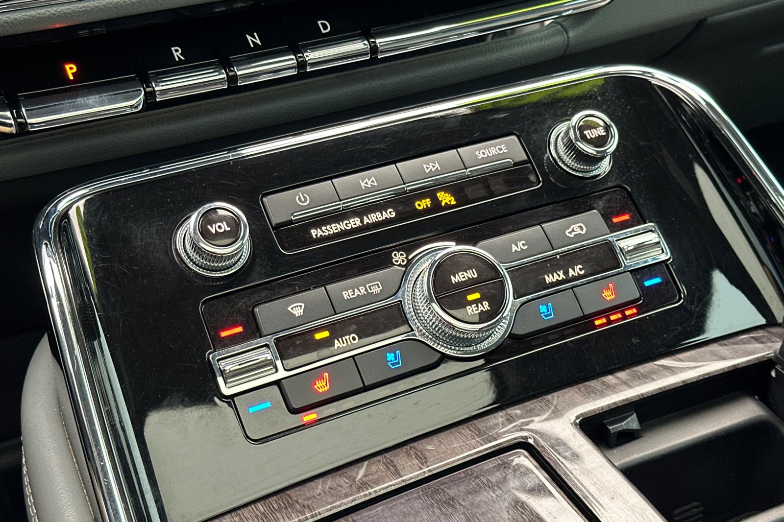 Used 2019 Lincoln Navigator Reserve image 22