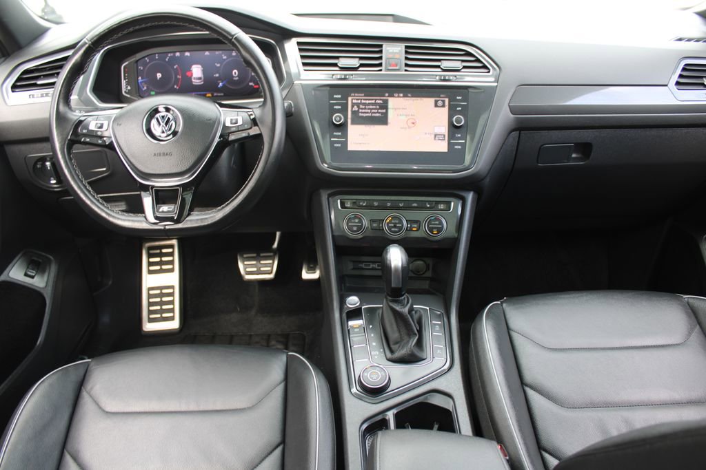 Certified 2020 Volkswagen Tiguan SEL Premium R-Line image 22