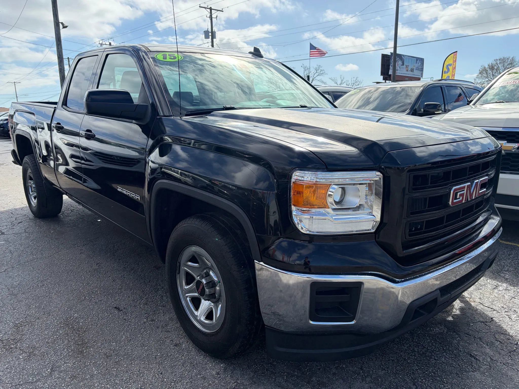 Used 2015 GMC Sierra 1500 2WD Double Cab w/ Carbon Edition image 3