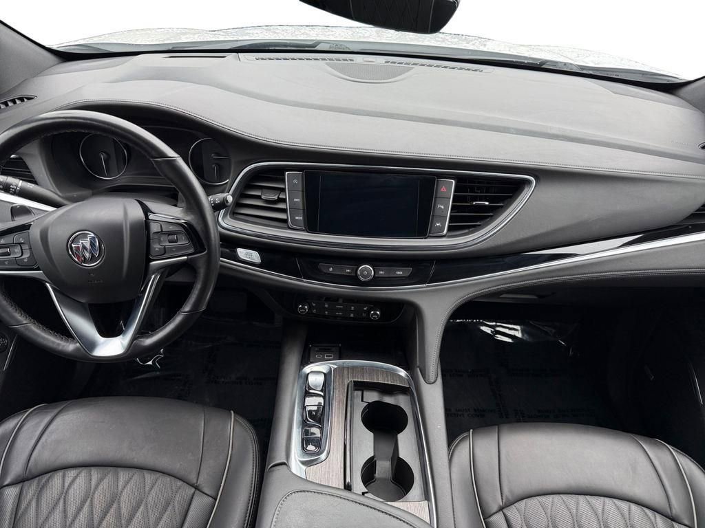 Used 2022 Buick Enclave Avenir w/ Avenir Technology Package image 10