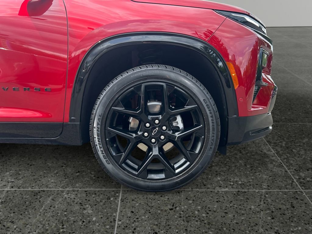 Used 2024 Chevrolet Traverse RS w/ LPO, Floor Liner Package image 9