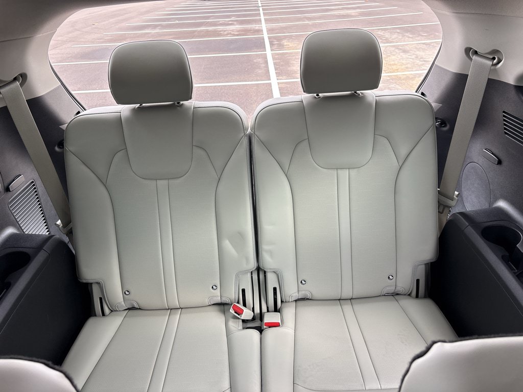 Used 2024 Kia Sorento SX FWD image 21