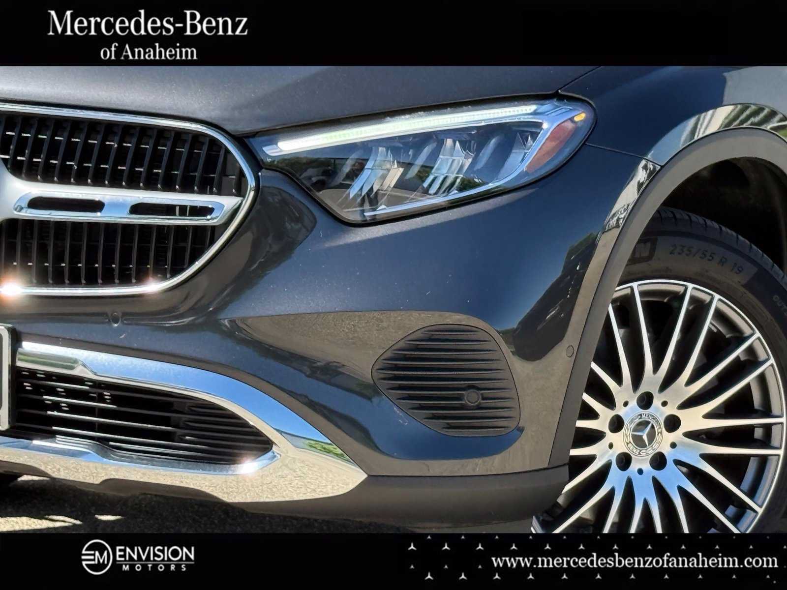 Used 2026 Mercedes-Benz GLC 300 image 3