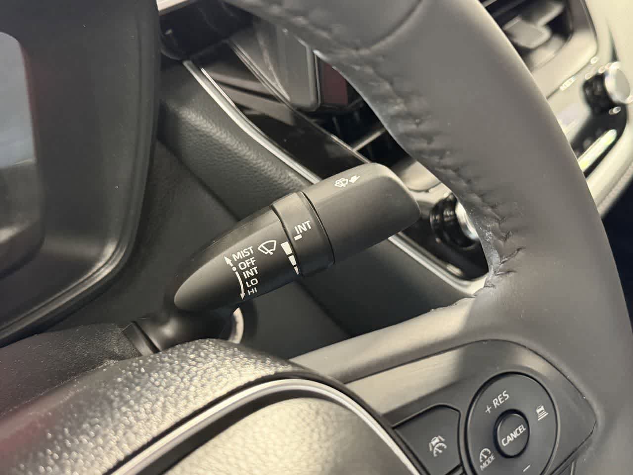 Used 2024 Toyota Corolla SE FWD image 19