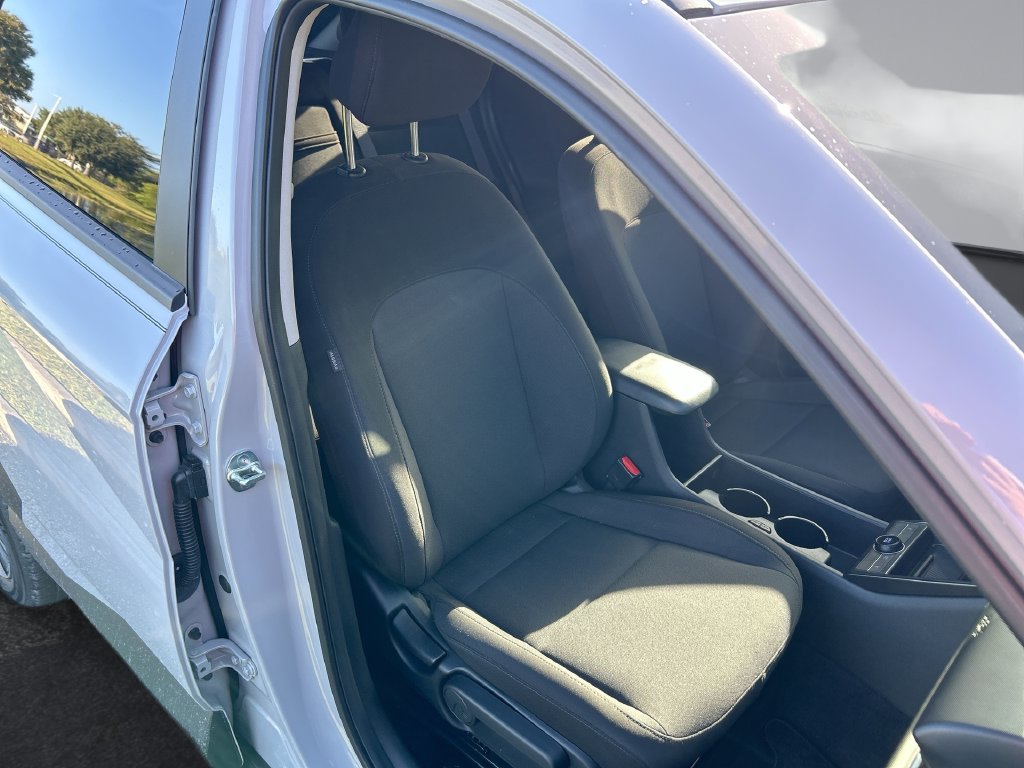 Used 2024 Hyundai Kona SEL w/ Convenience Package FWD image 31
