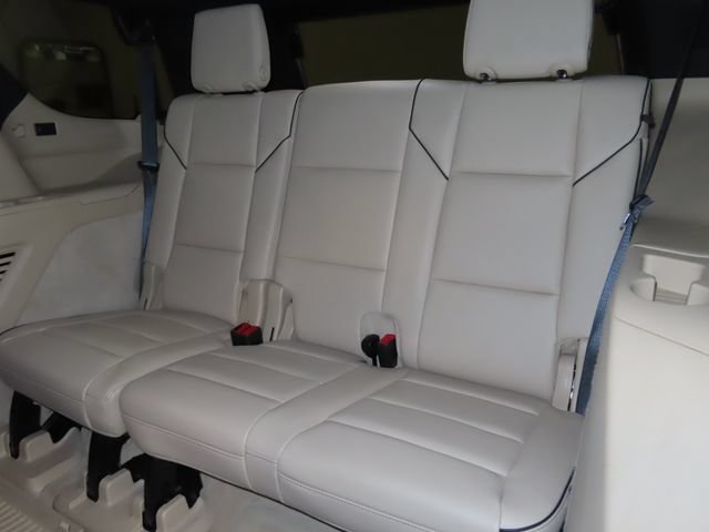 Certified 2024 Cadillac Escalade Premium Luxury w/ Performance Package AWD/4WD image 19
