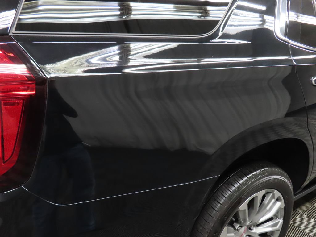 Used 2021 GMC Yukon Denali w/ Denali Premium Package image 39