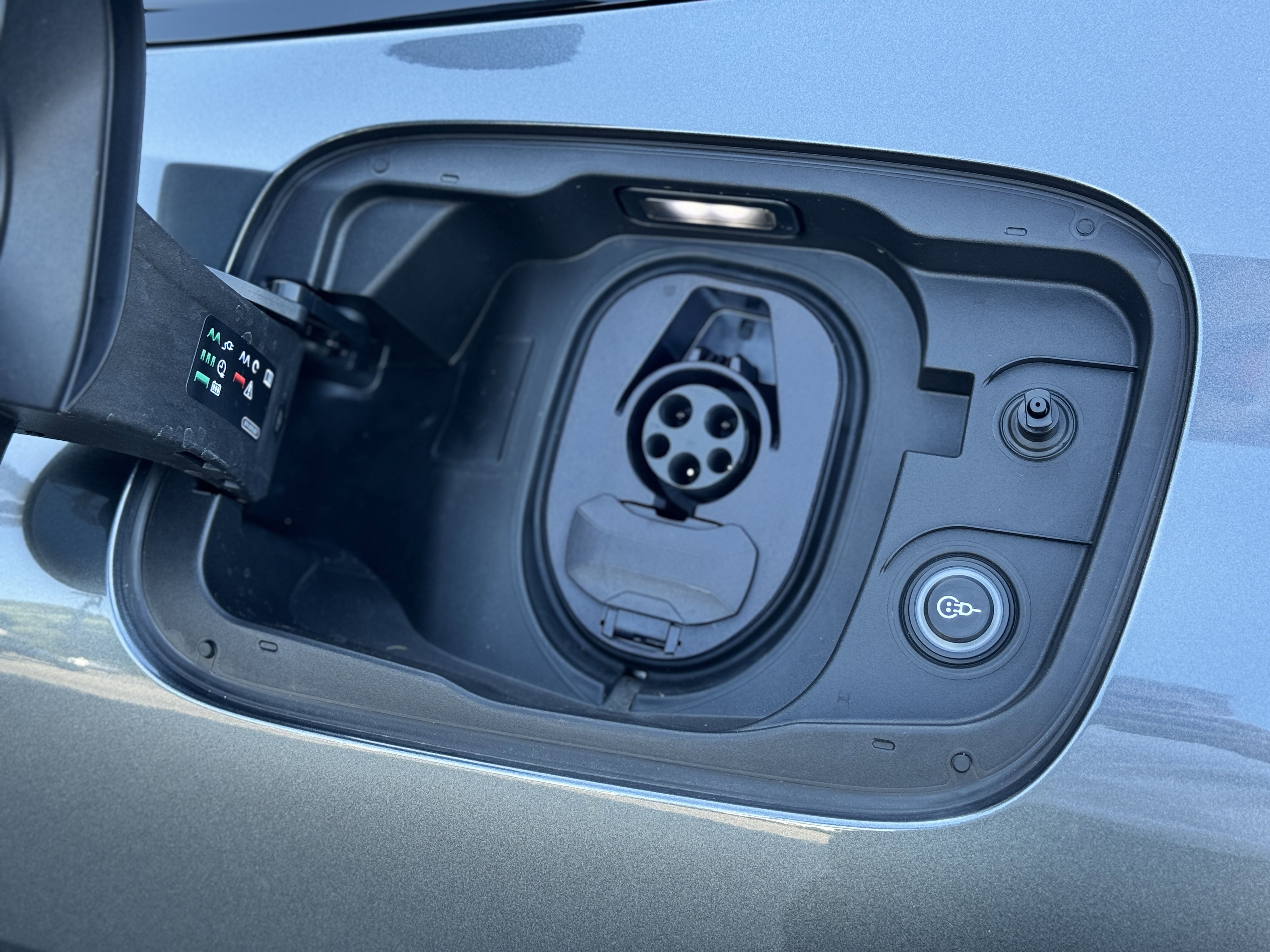 New 2025 Audi S6 e-tron Premium Plus image 9