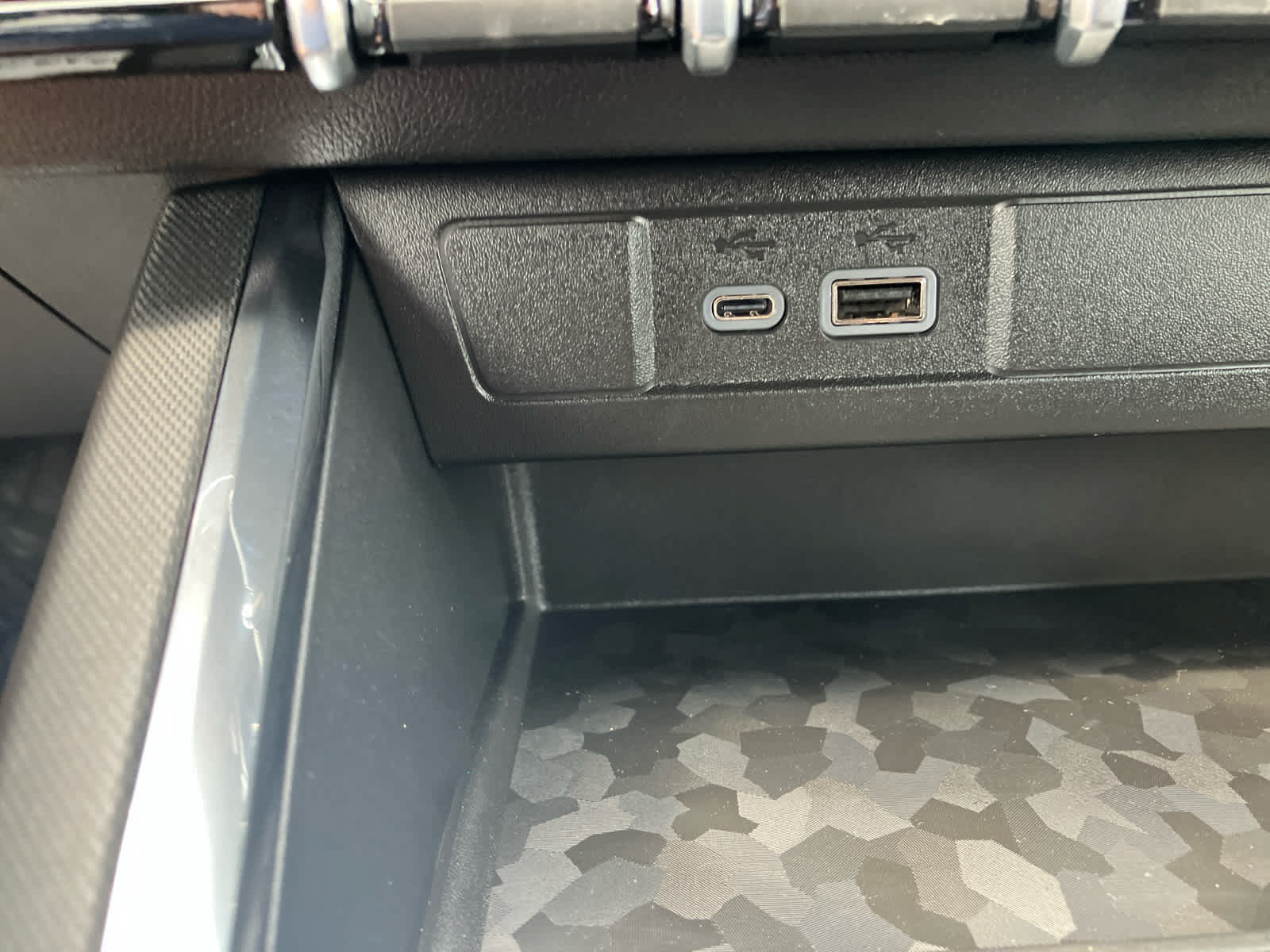New 2026 GMC Canyon Elevation w/ Convenience Package RWD image 25