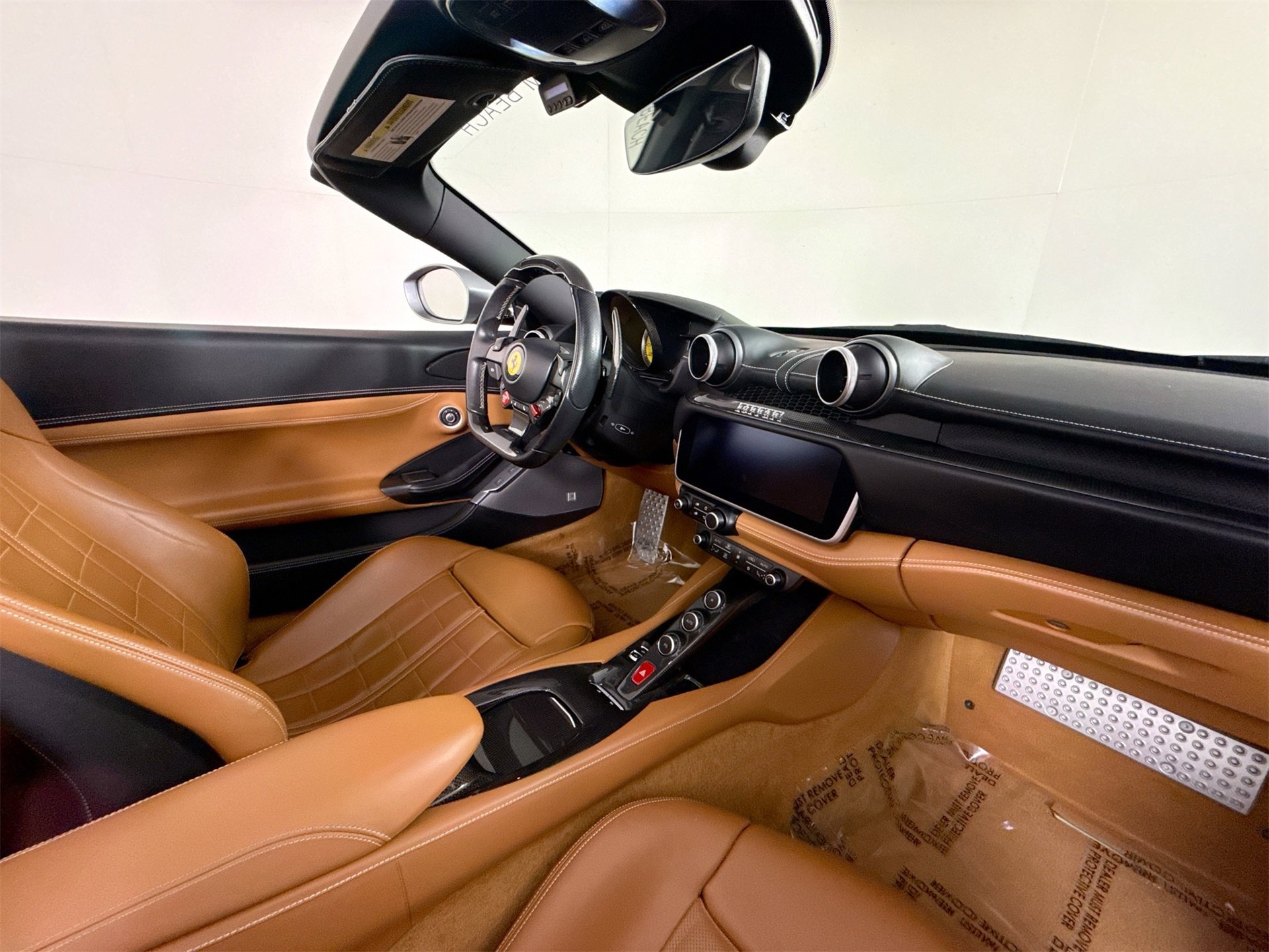 Certified 2020 Ferrari Portofino image 26