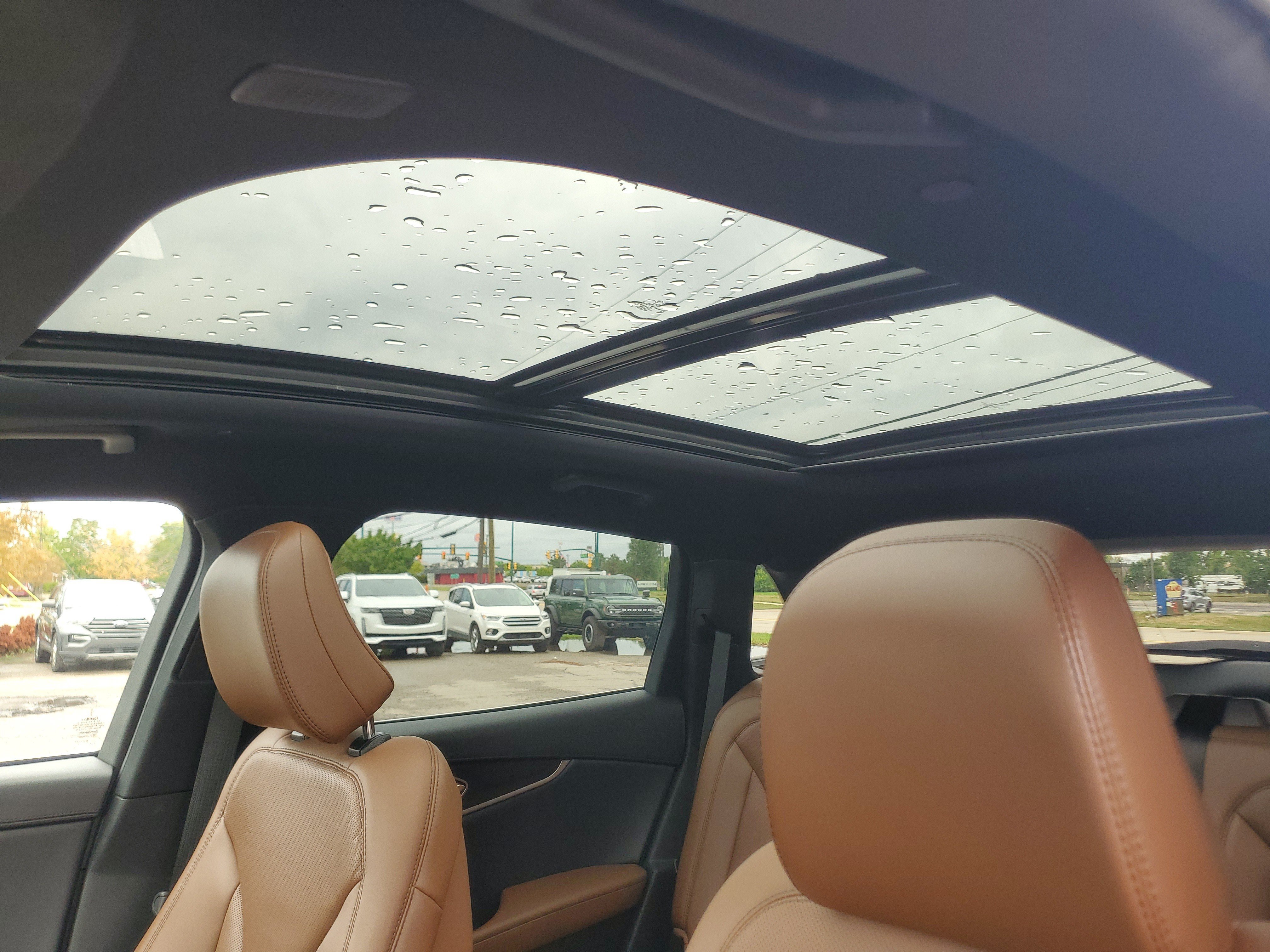 Used 2023 Lincoln Nautilus Reserve AWD/4WD image 11