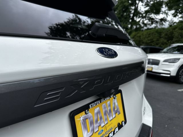 Certified 2023 Ford Explorer XLT w/ Equipment Group 202A AWD/4WD image 46