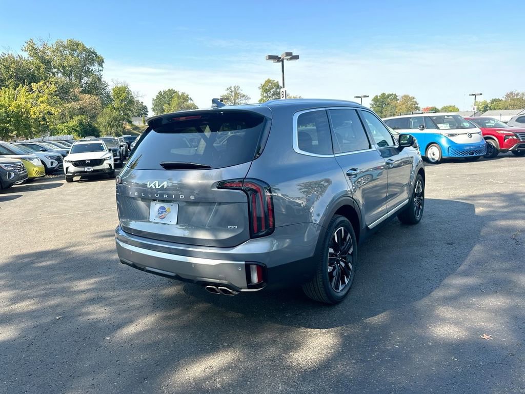 Used 2025 Kia Telluride SX Prestige image 31