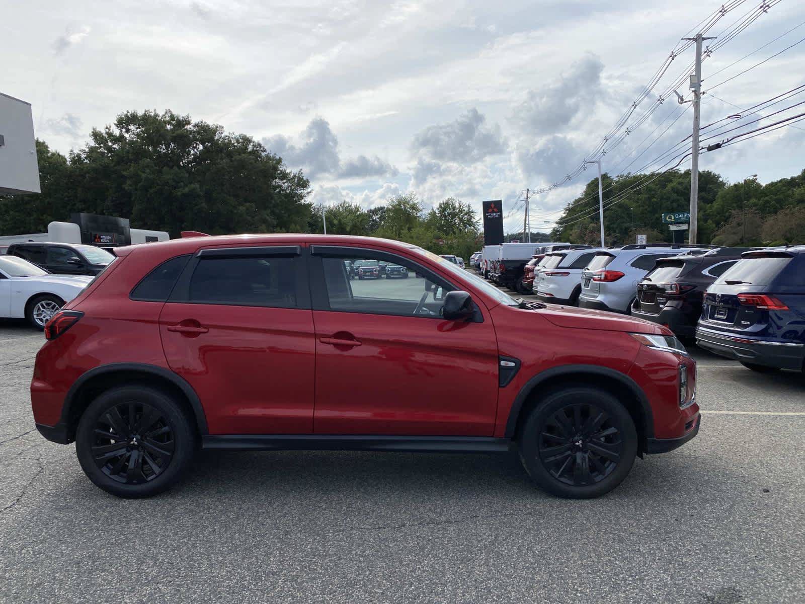 Used 2023 Mitsubishi Outlander Sport LE AWD/4WD image 2