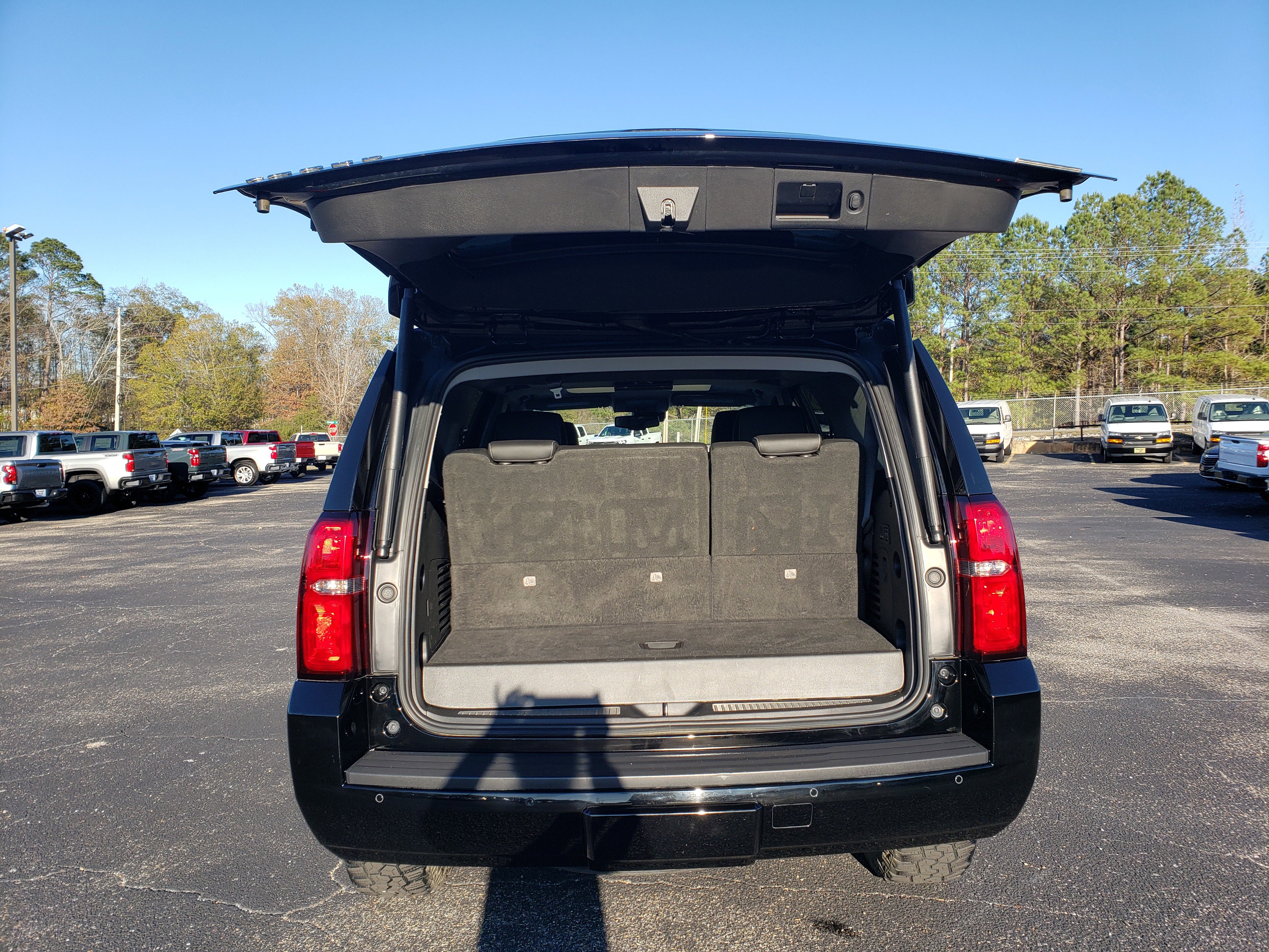 Used 2019 Chevrolet Tahoe LT image 9