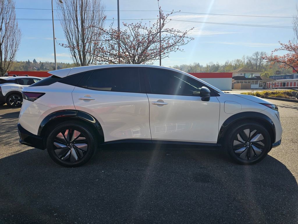 Used 2024 Nissan Ariya AWD image 4