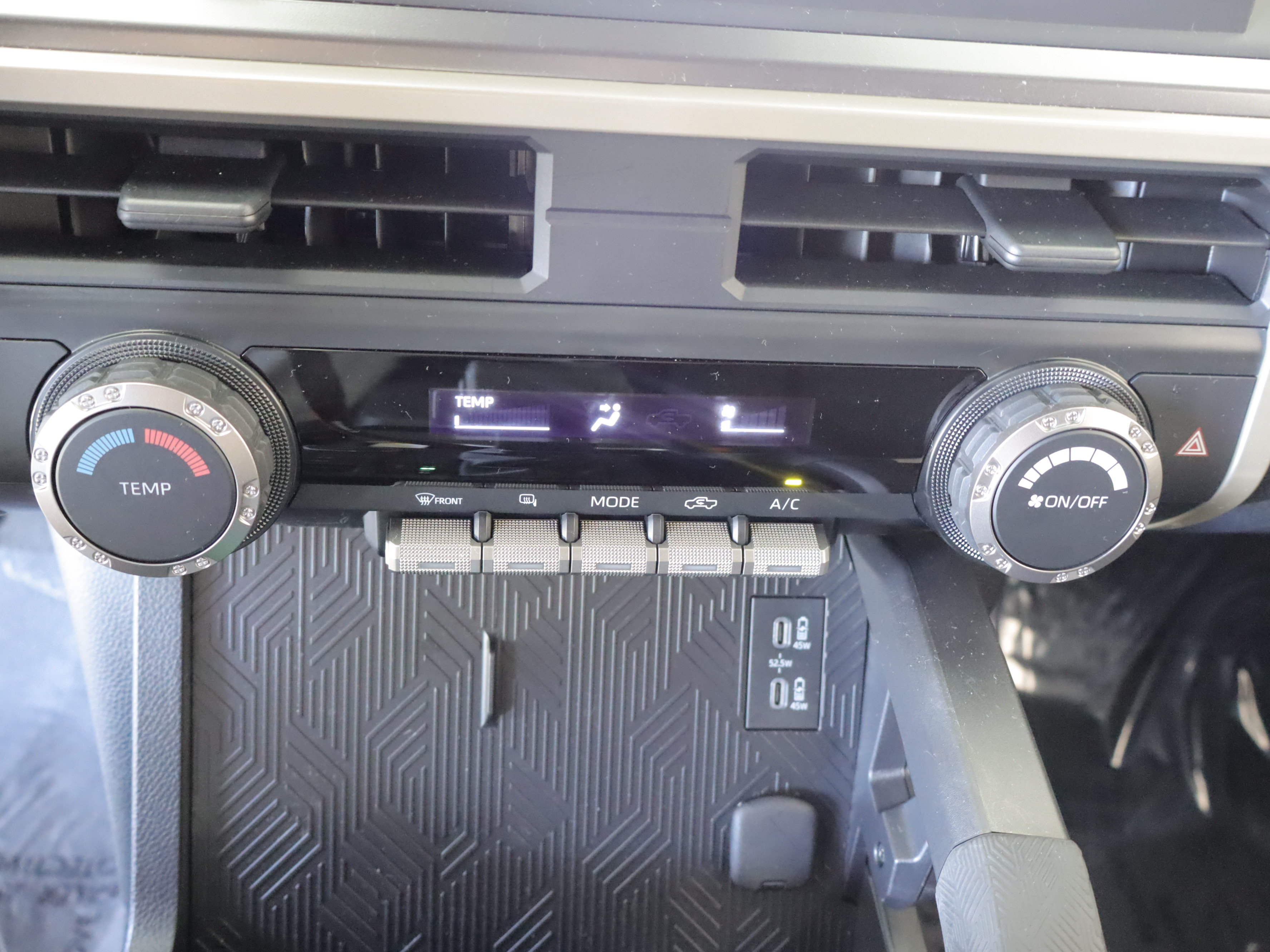 Used 2026 Toyota Tacoma SR5 RWD image 18