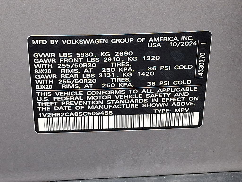 Used 2025 Volkswagen Atlas SE image 27