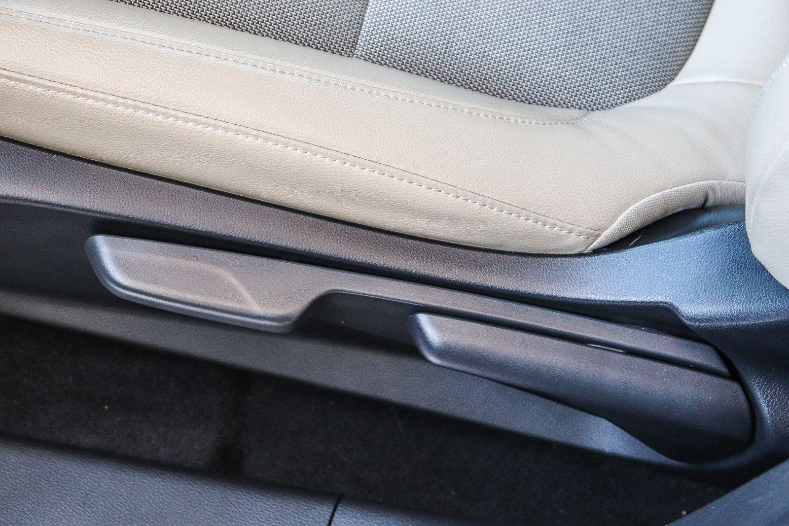 Certified 2019 Honda Clarity Plug-In Hybrid image 25