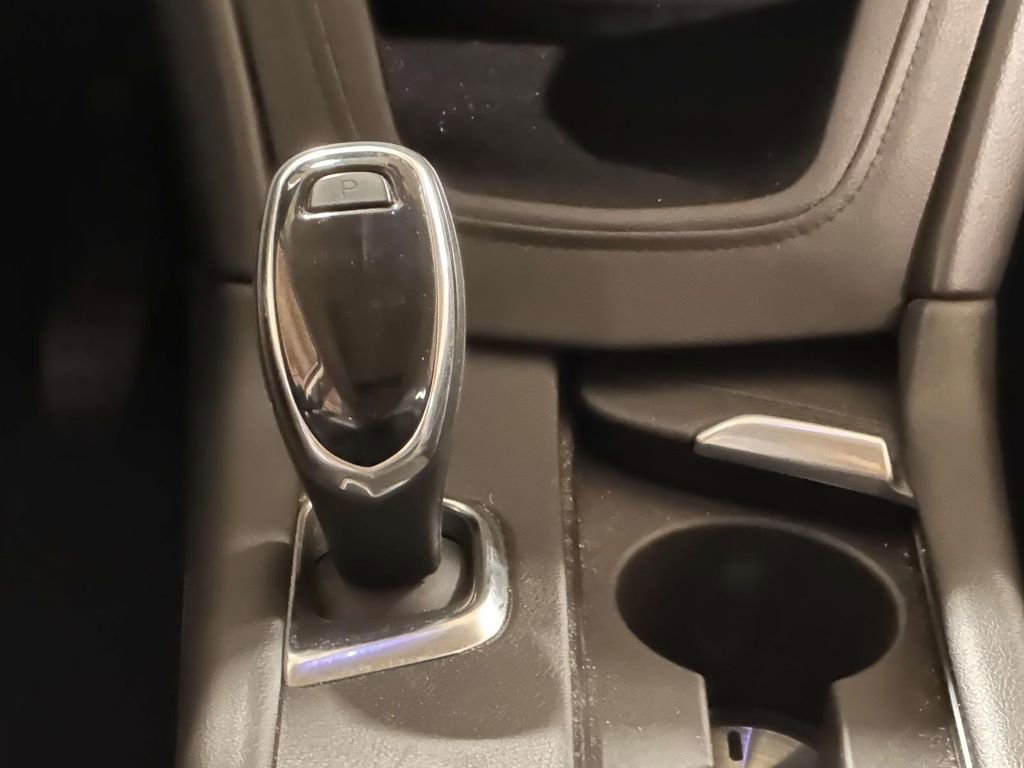 Used 2018 Cadillac XT5 Luxury w/ Driver Awareness Package AWD/4WD image 22