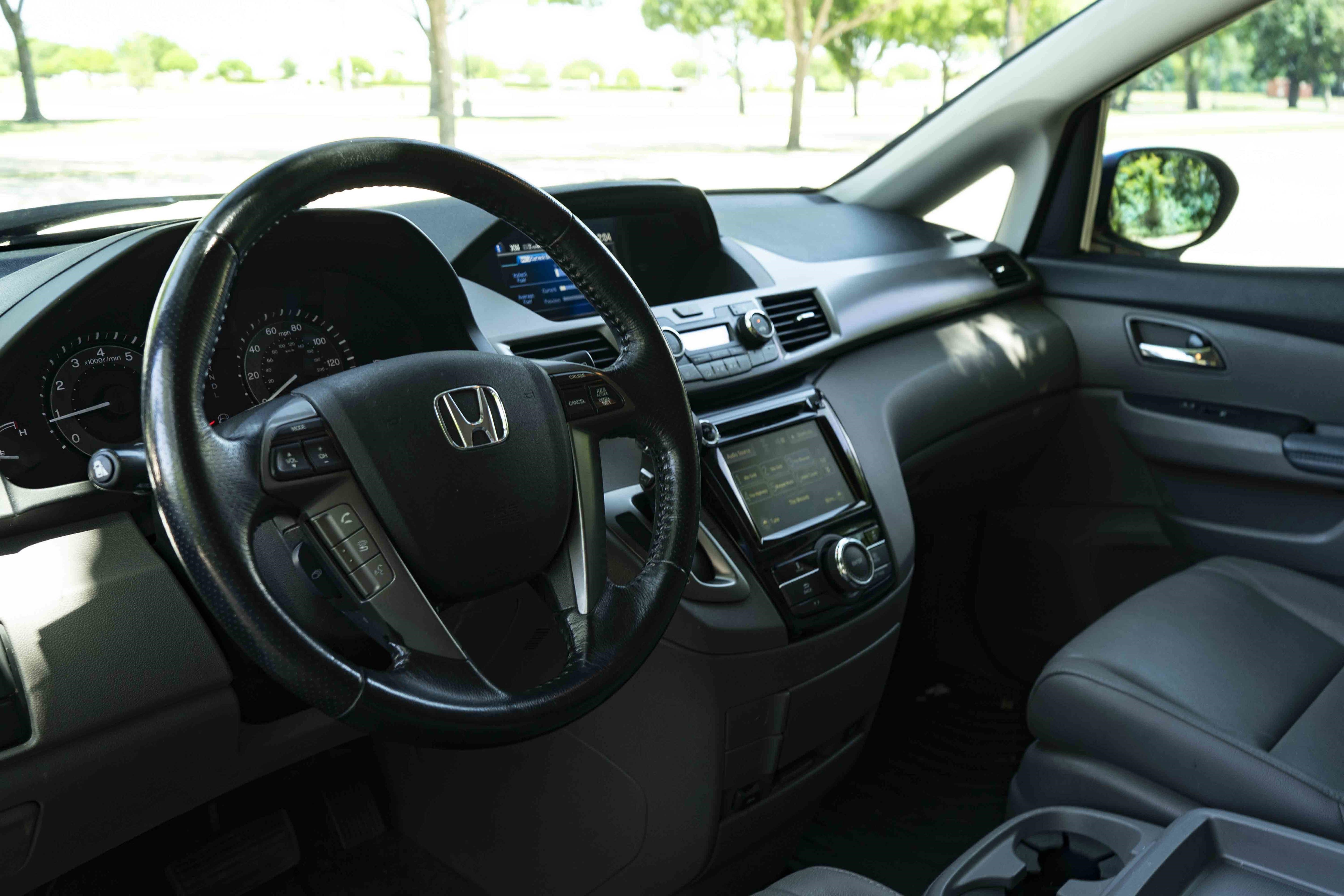 Used 2016 Honda Odyssey EX-L image 16