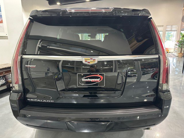 Used 2015 Cadillac Escalade Premium AWD/4WD image 34