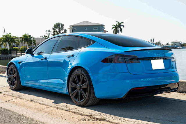 Used 2022 Tesla Model S Plaid image 6