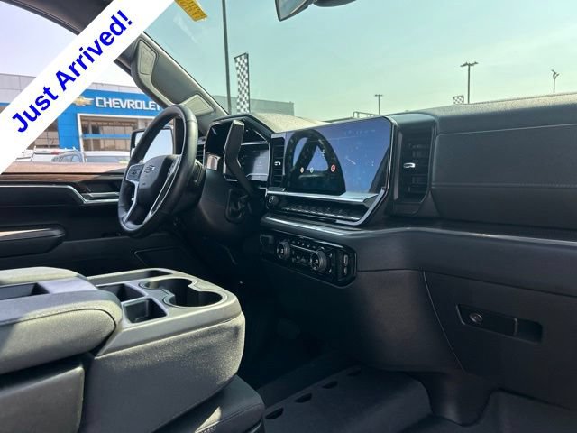 Used 2023 Chevrolet Silverado 1500 LT Trail Boss w/ LPO, Dark Essentials Package AWD/4WD image 34