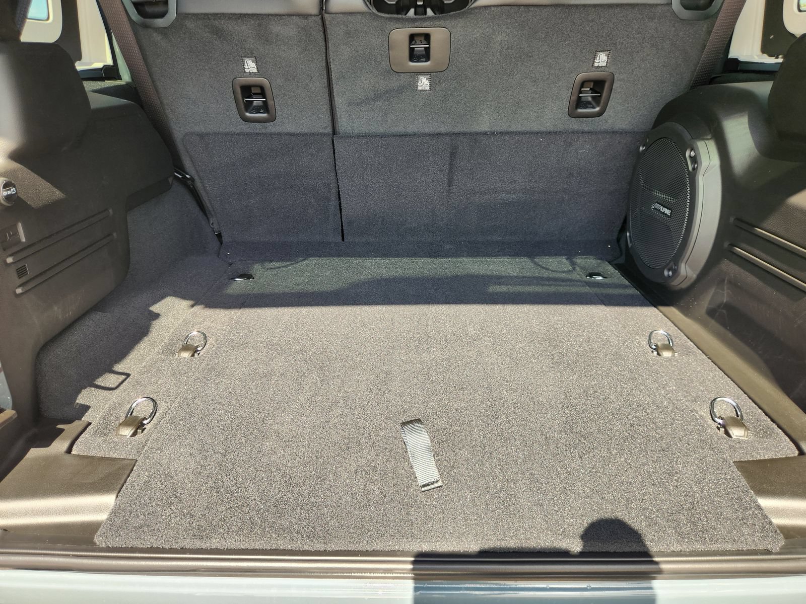 New 2026 Jeep Wrangler Unlimited Sahara AWD/4WD image 25
