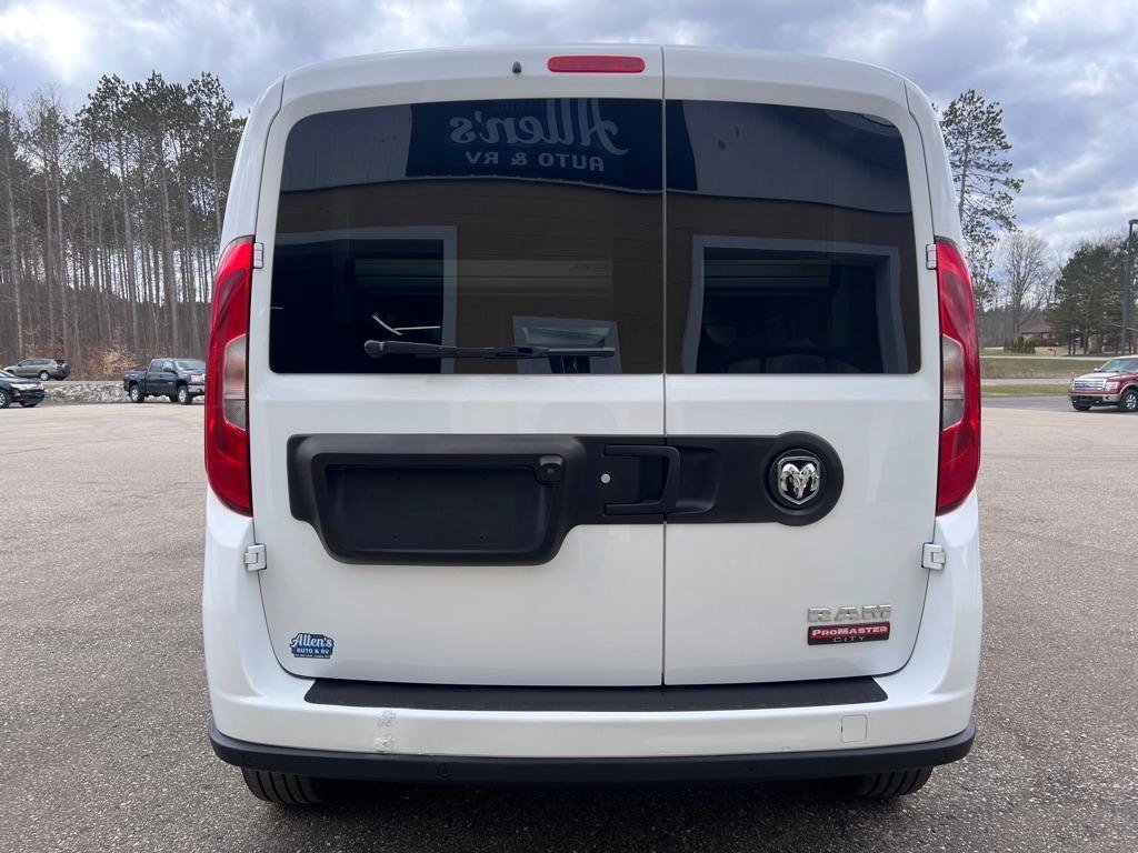 Used 2019 RAM ProMaster City Tradesman SLT FWD image 5