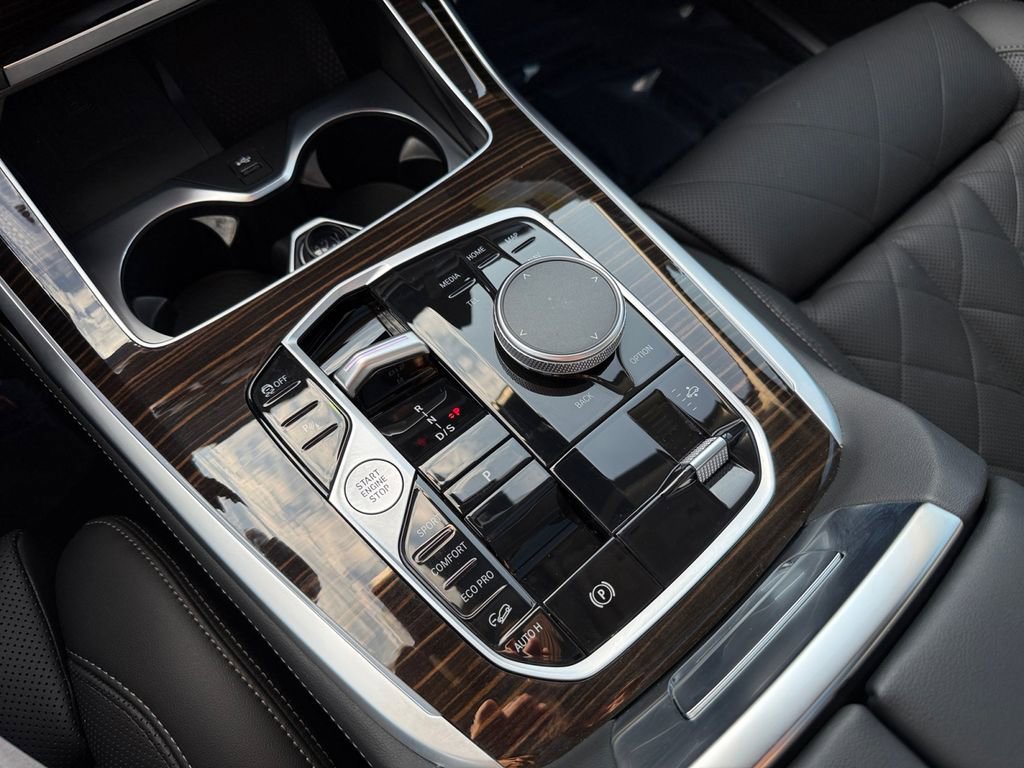 Certified 2026 BMW X7 xDrive40i AWD/4WD image 26