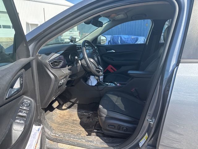 Used 2020 Buick Encore GX Preferred w/ Cold Weather Comfort Package image 9