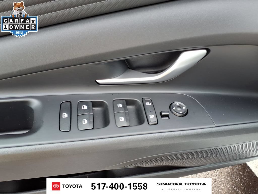 Used 2023 Hyundai Elantra Limited w/ Winter Weather Package FWD image 15