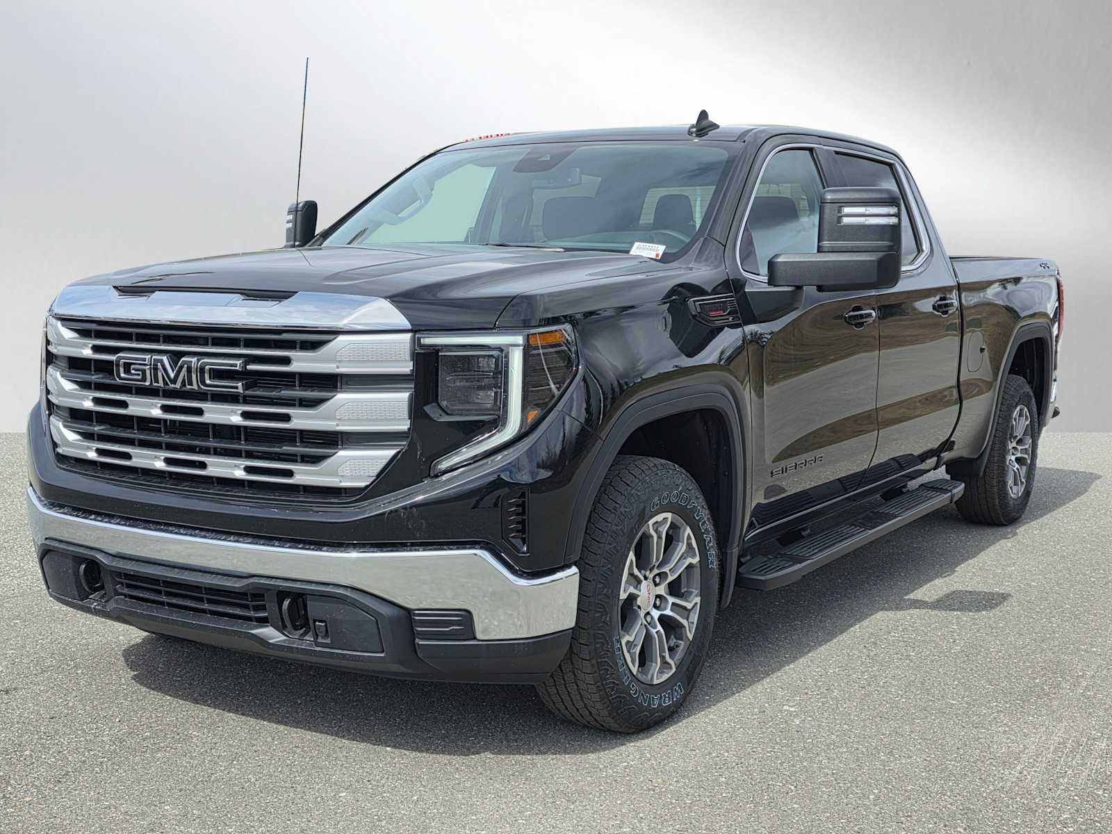 New 2026 GMC Sierra 1500 SLE w/ LPO, Black Badging Package AWD/4WD image 7