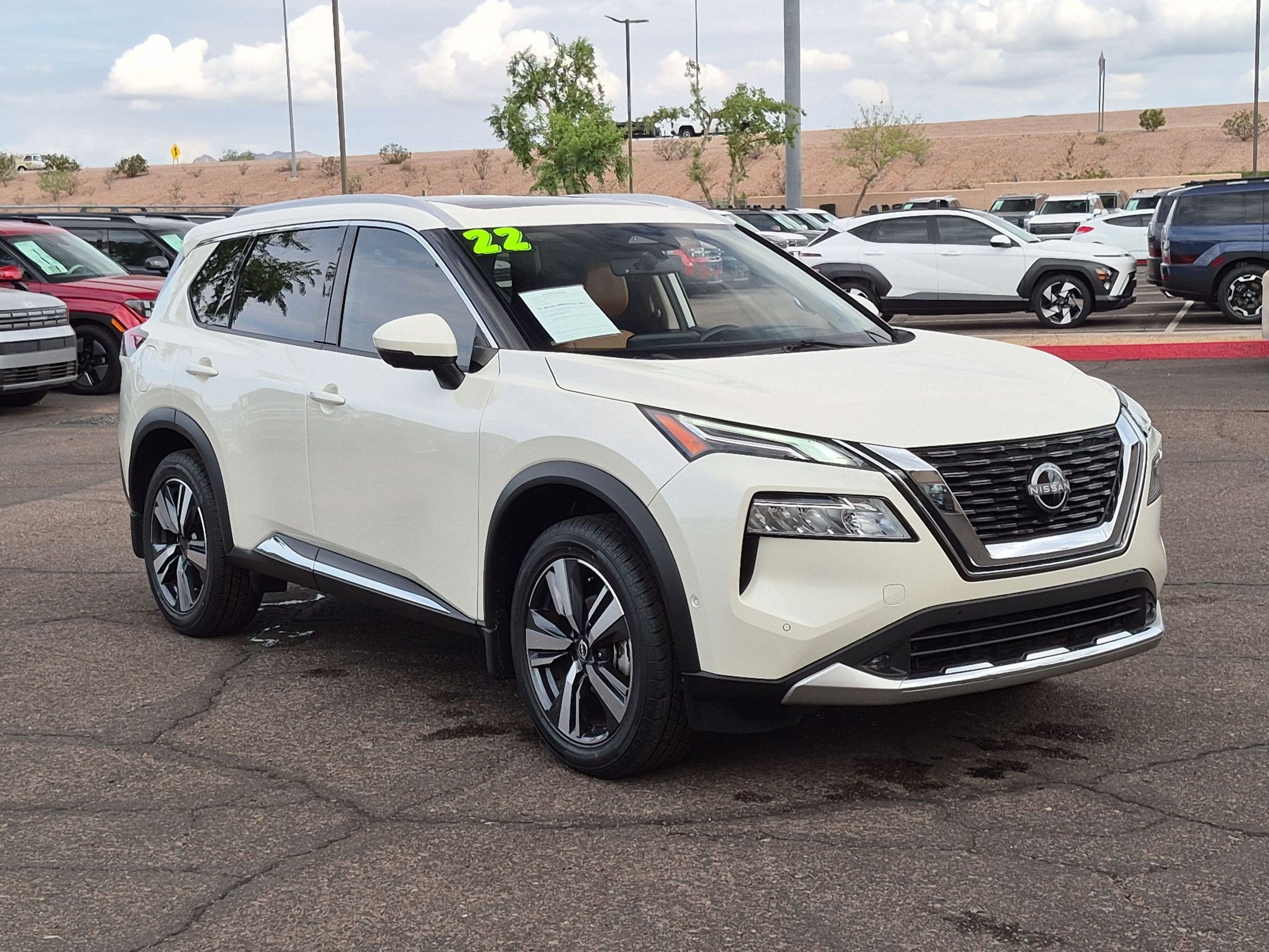 Used 2022 Nissan Rogue Platinum w/ Head-Up Display Package FWD image 3