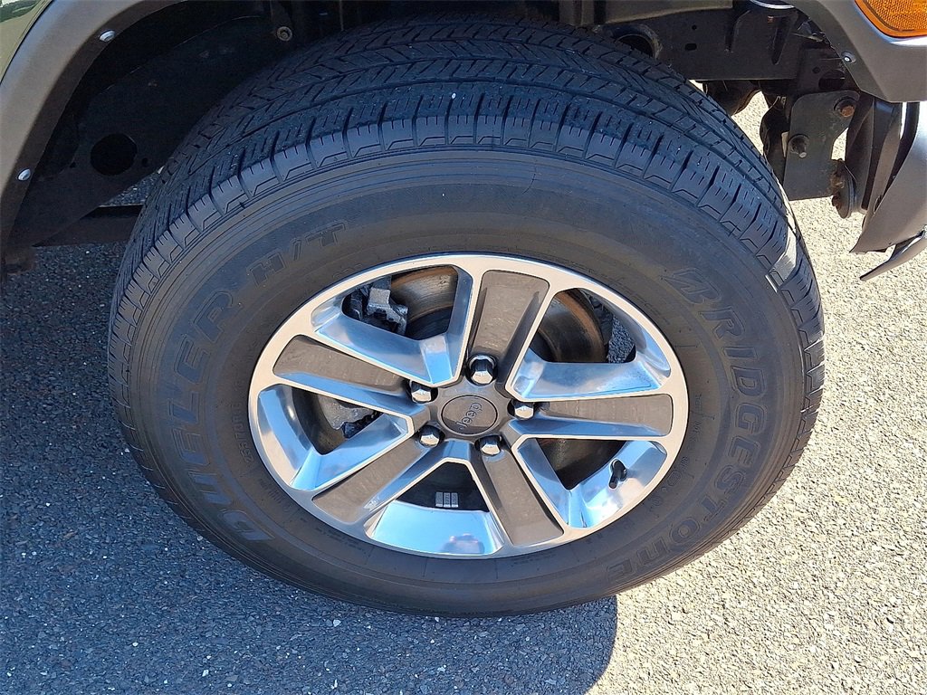 Used 2021 Jeep Wrangler Unlimited Sahara image 8