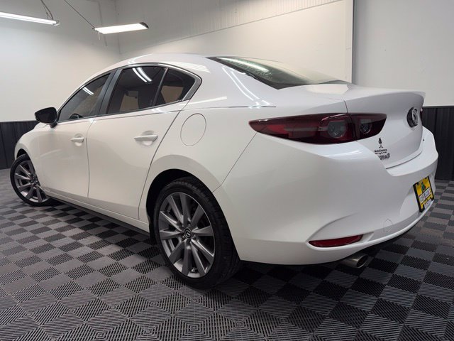 Used 2021 MAZDA MAZDA3 s FWD image 4