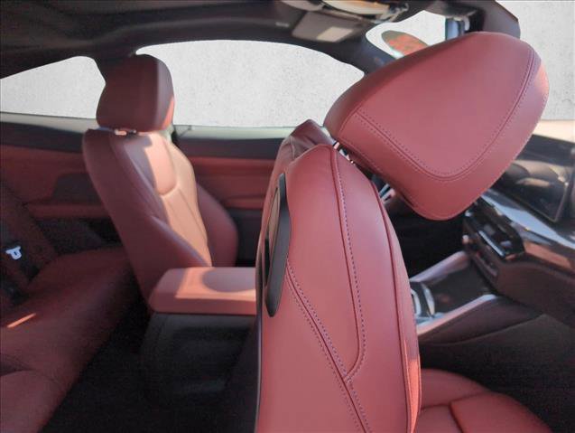 Used 2025 BMW 440i xDrive Coupe w/ Premium Package image 24