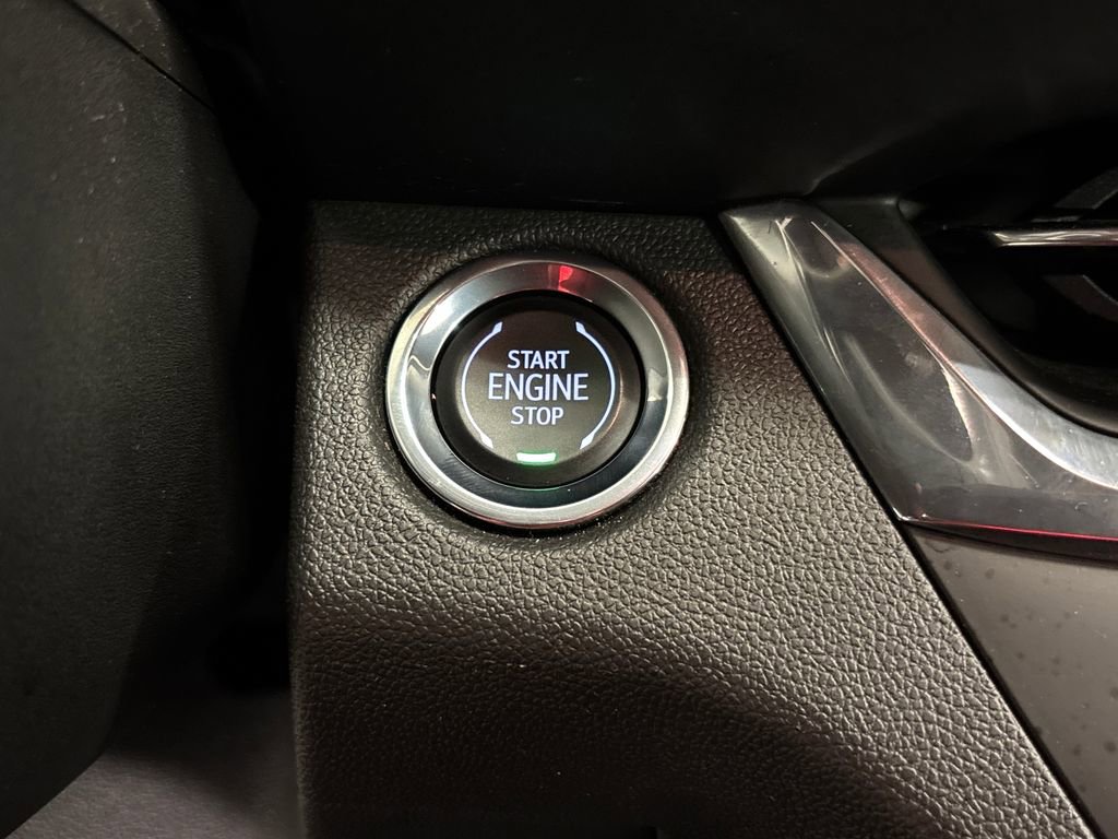 Used 2025 Buick Envista Preferred FWD image 41