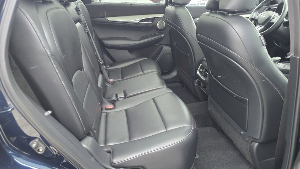 Used 2019 INFINITI QX50 Essential w/ Sensory Package image 20