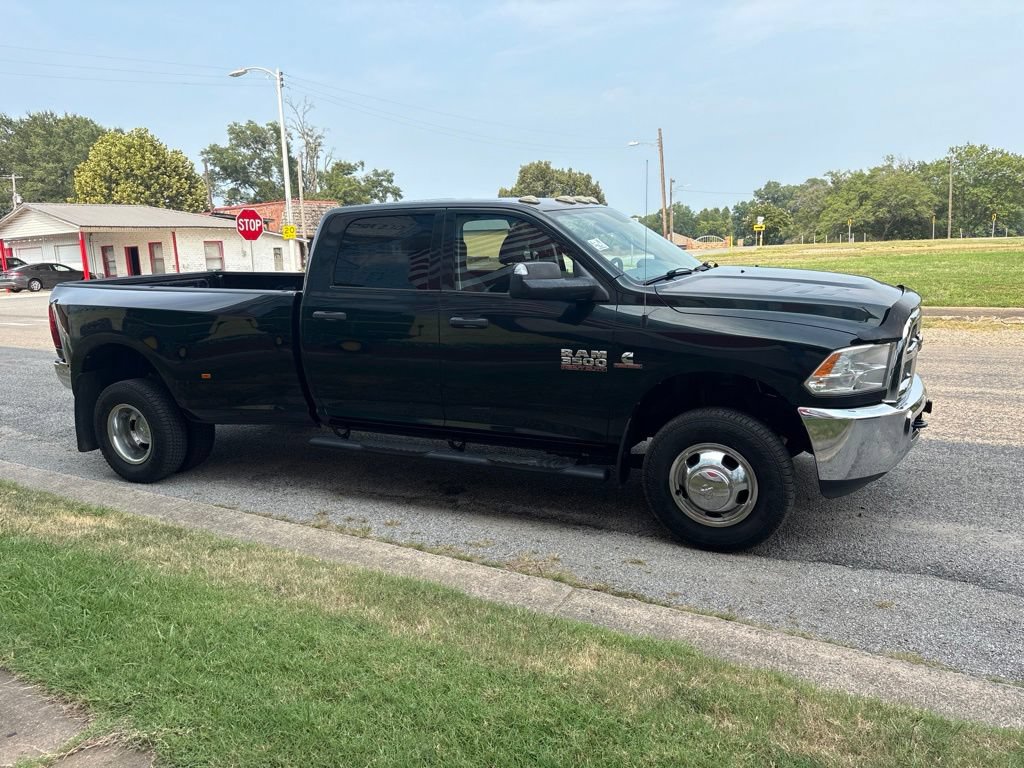 Used 2015 RAM 3500 Tradesman w/ Chrome Appearance Group AWD/4WD image 8