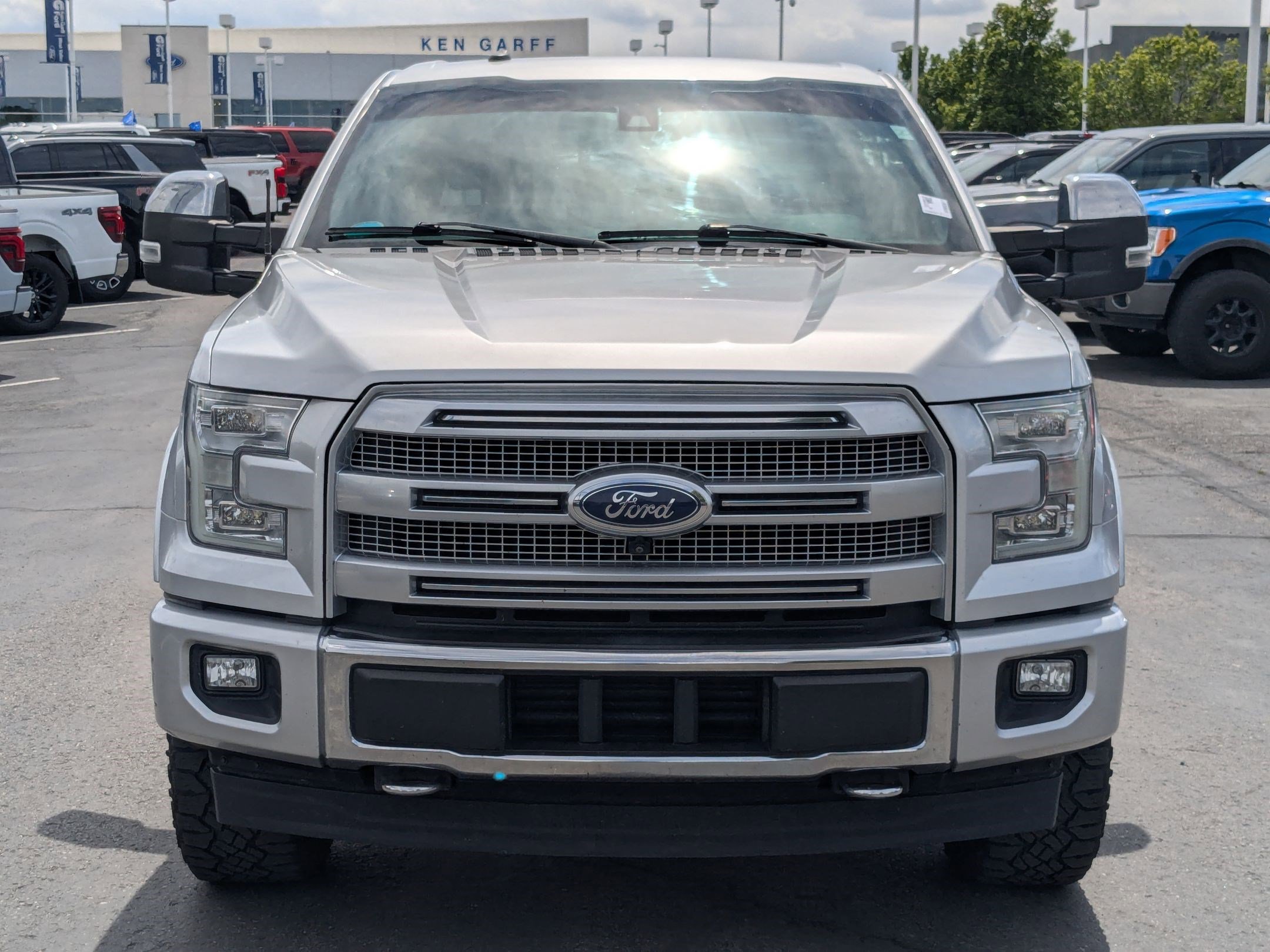 Used 2017 Ford F150 Platinum w/ Equipment Group 701A Luxury AWD/4WD image 11
