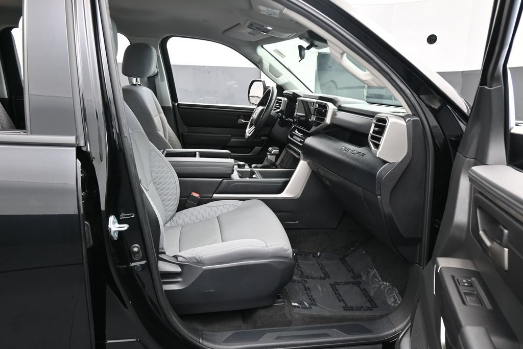 Used 2024 Toyota Tundra SR5 AWD/4WD image 38