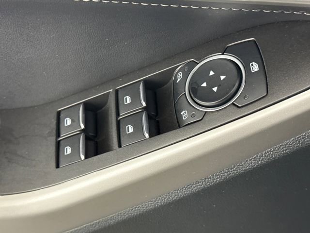 Used 2024 Ford Explorer XLT image 25